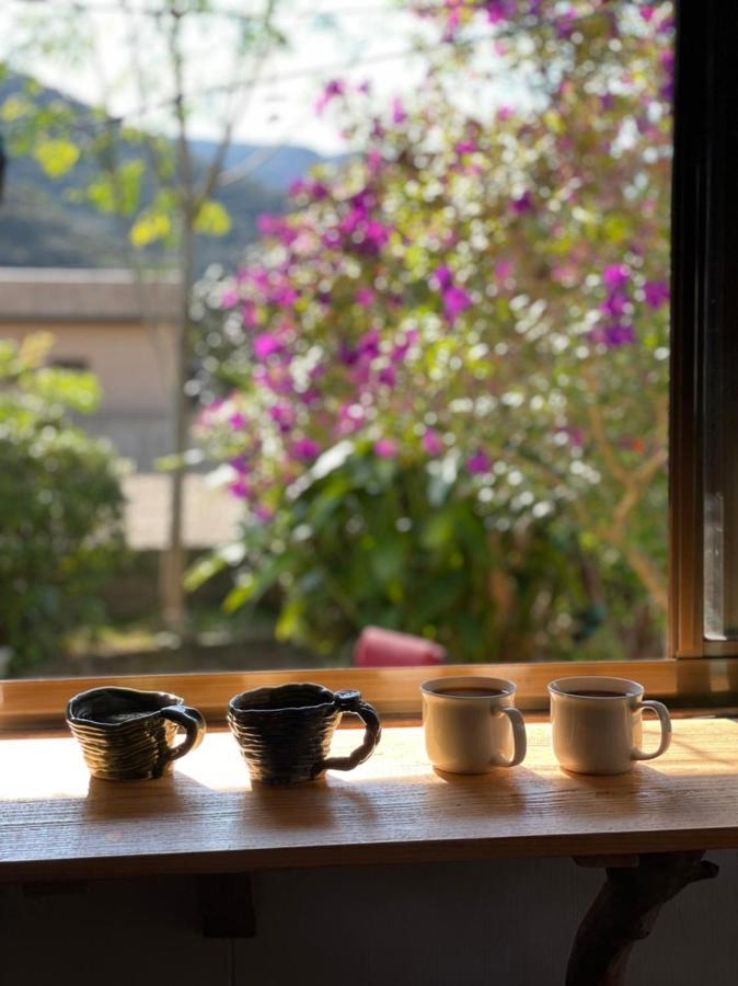 奄美ゲストハウス Hub A Nice Inn Setouchi  외부 사진